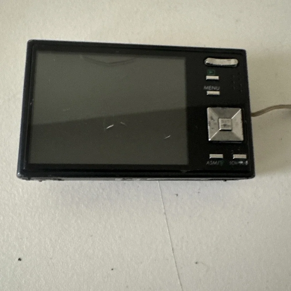 Medion Digital Camera MD 85820 10.0MP Black Untested